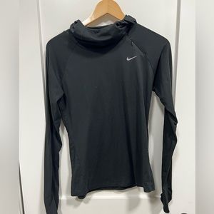 Nike Dri Fit Pullover Long Sleeve Hood